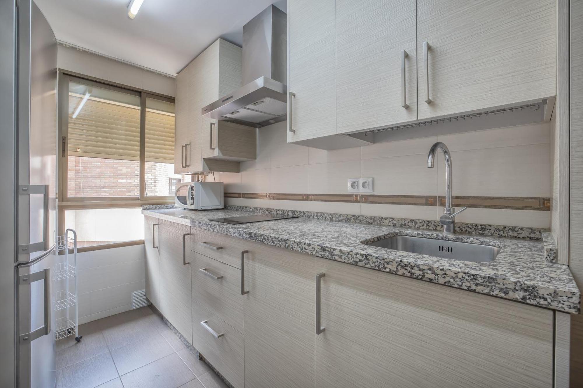 R & T Cordoba Center Apartamentos - Parking Екстериор снимка
