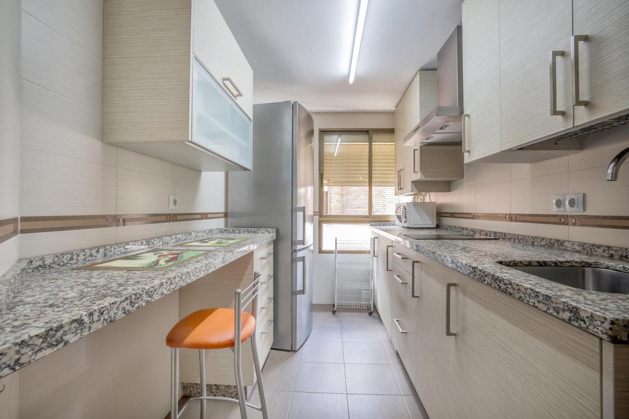R & T Cordoba Center Apartamentos - Parking Екстериор снимка