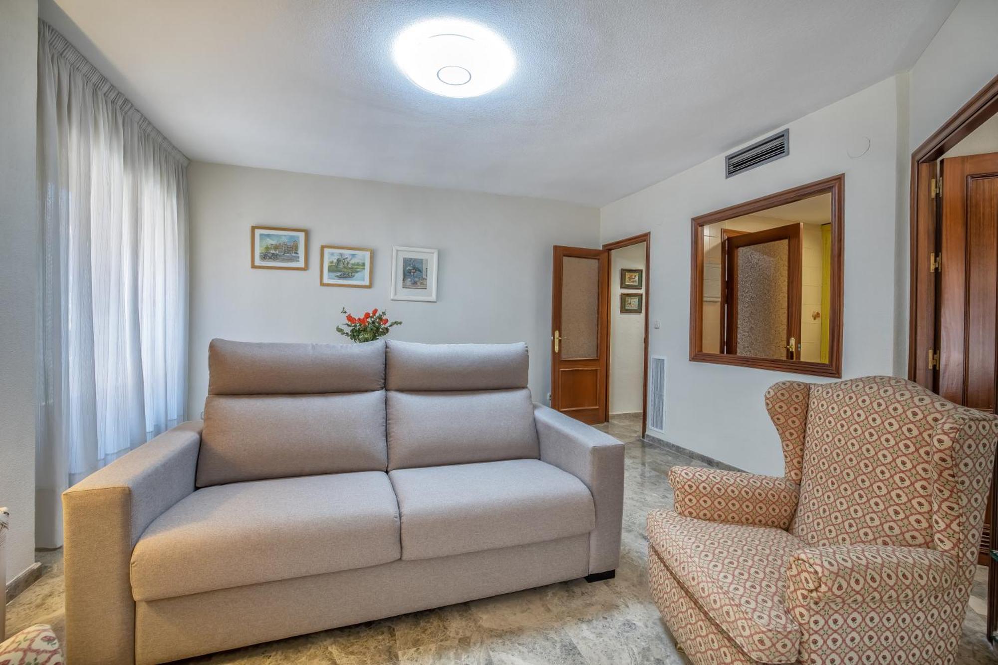 R & T Cordoba Center Apartamentos - Parking Екстериор снимка